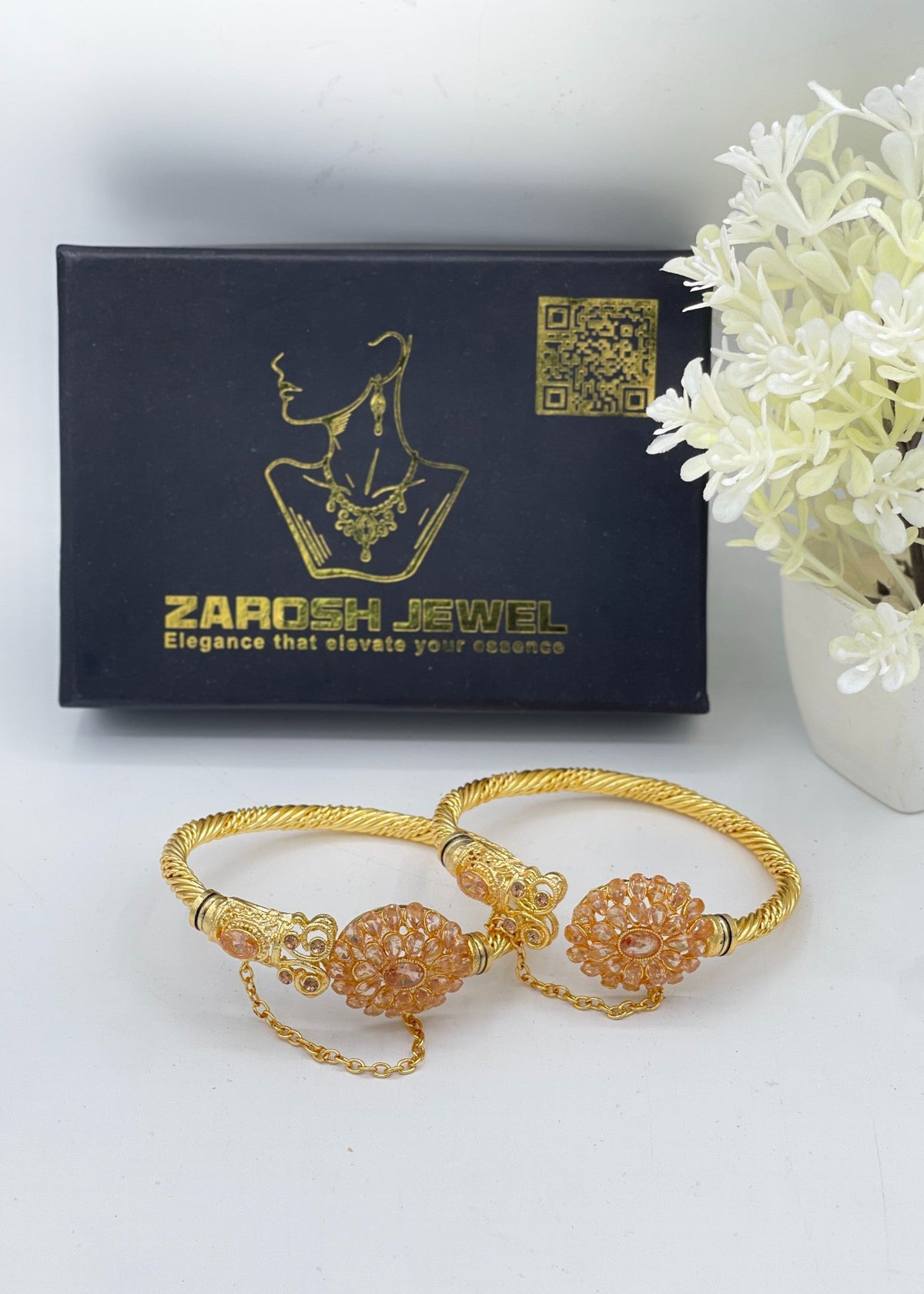 Shop the Zeenat Heritage Kadas from Zarosh Jewel