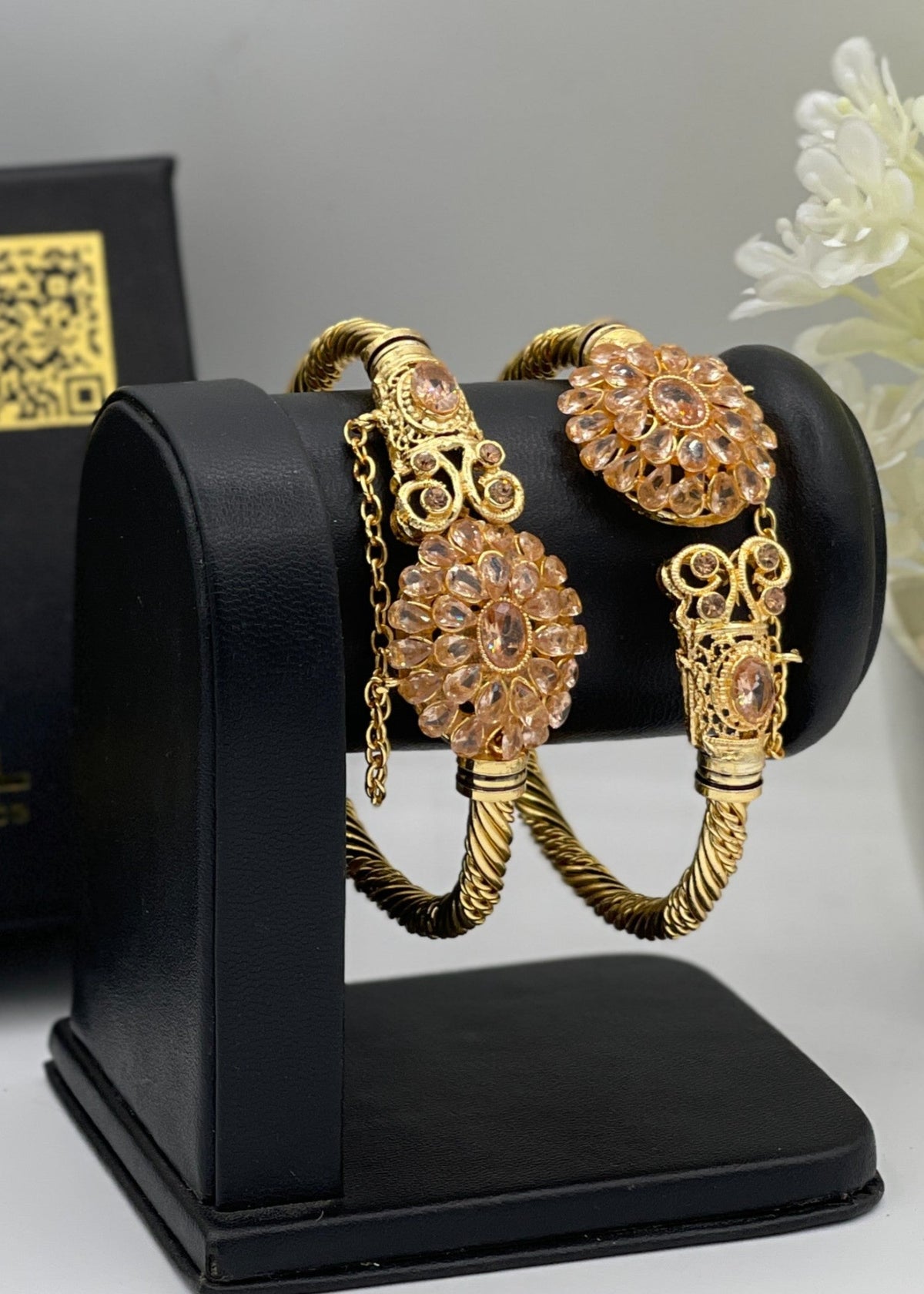 Shop the Zeenat Heritage Kadas from Zarosh Jewel