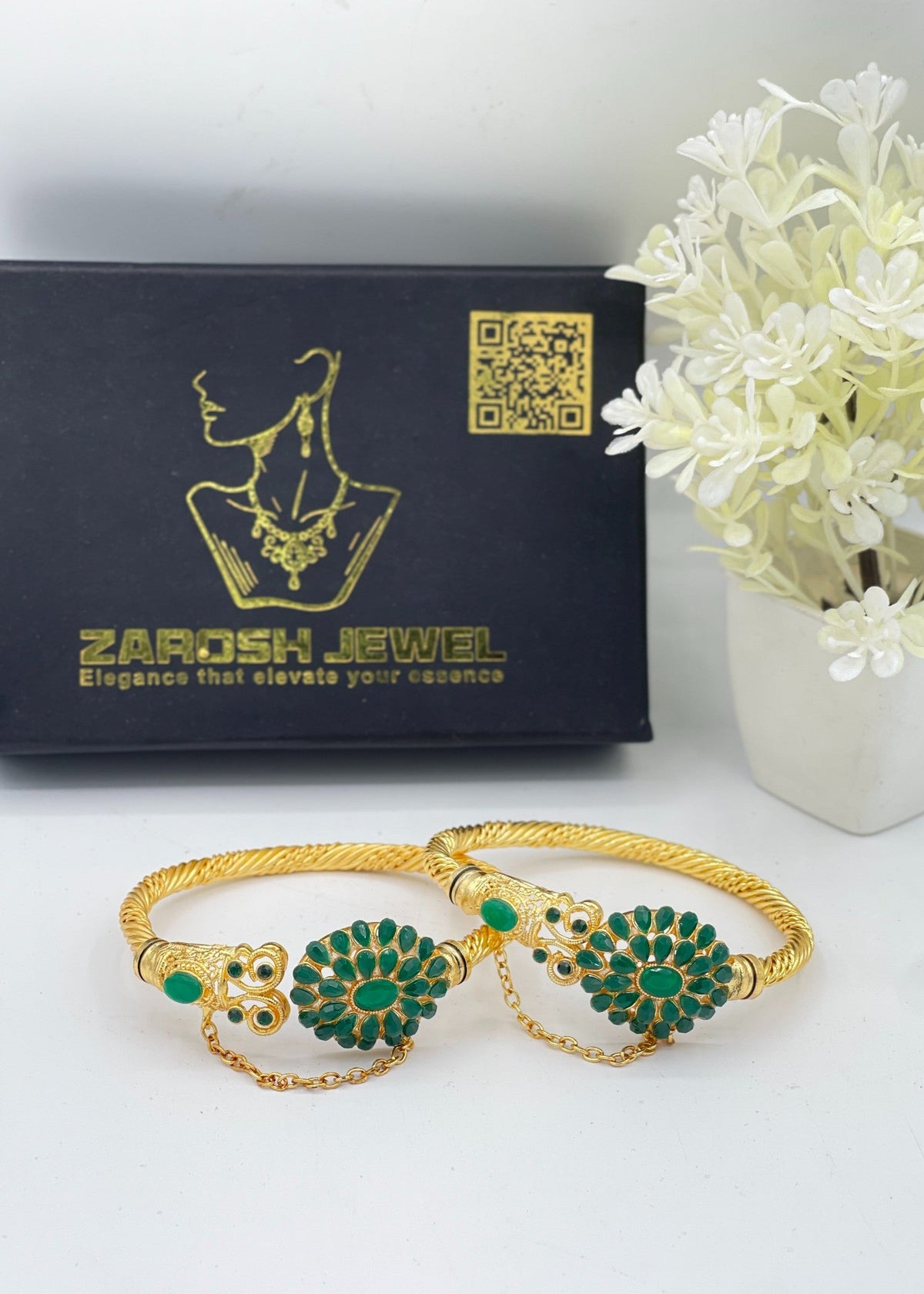 Shop the Zeenat Heritage Kadas from Zarosh Jewel