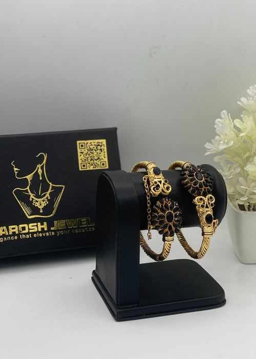 Shop the Zeenat Heritage Kadas from Zarosh Jewel