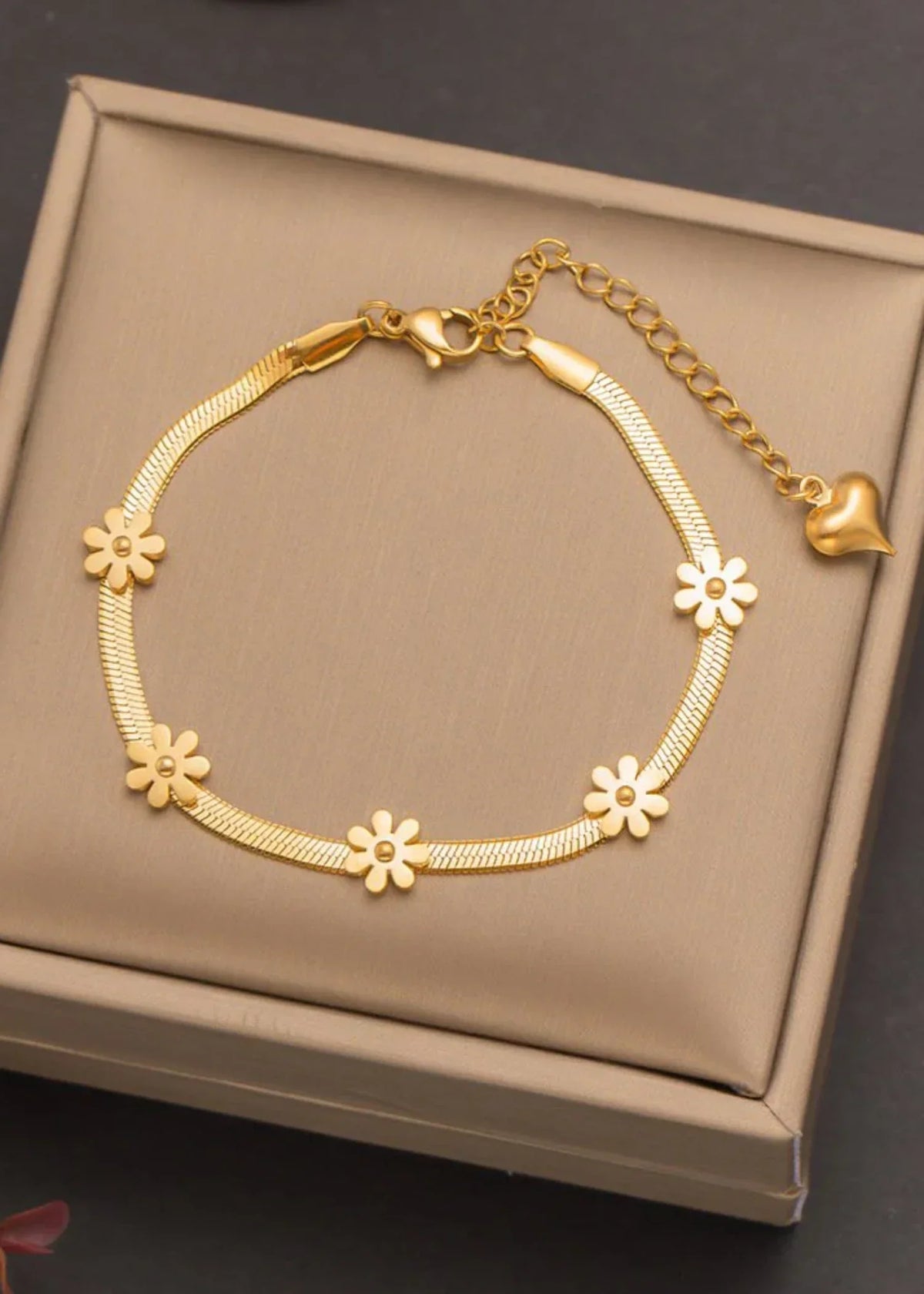 Shop the Zehra Floral Bracelet from Zarosh Jewel