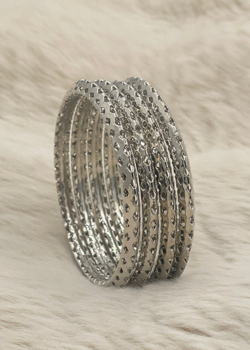 Shop the Zeya Heritage Kada from Zarosh Jewel