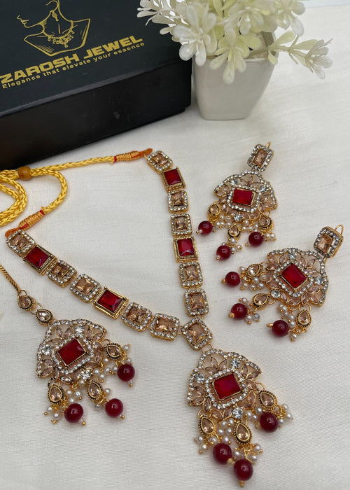 Shop the Zoe Necklace Set from Zarosh Jewel