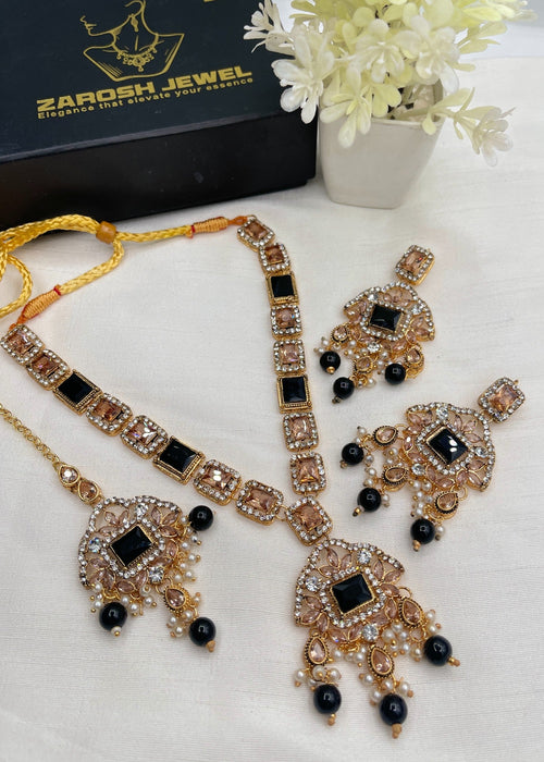 Shop the Zoe Necklace Set from Zarosh Jewel