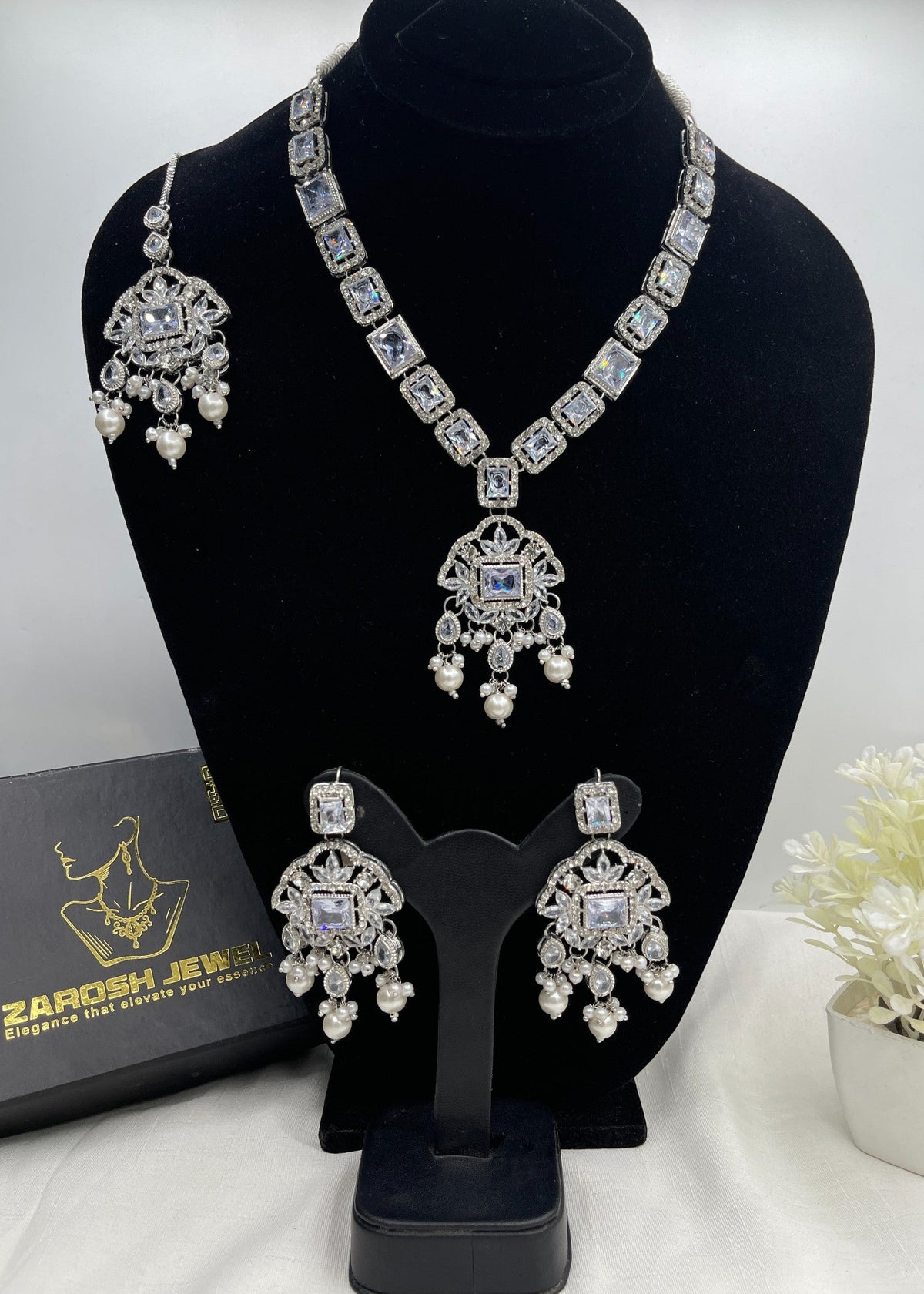 Shop the Zoe Necklace Set from Zarosh Jewel