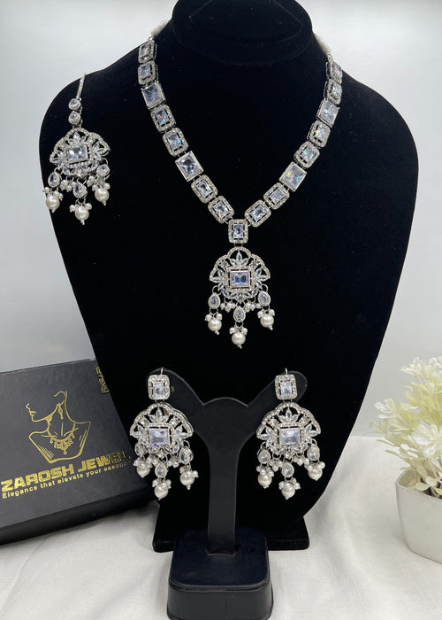 Shop the Zoe Necklace Set from Zarosh Jewel