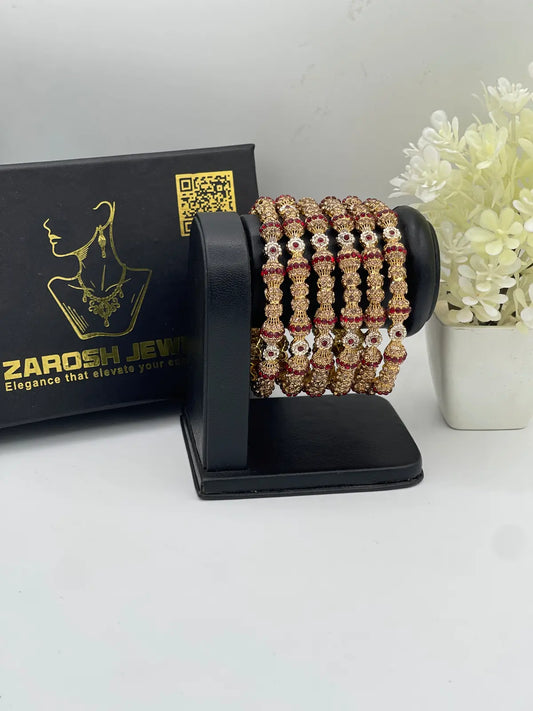 Zoya Enamel Kada