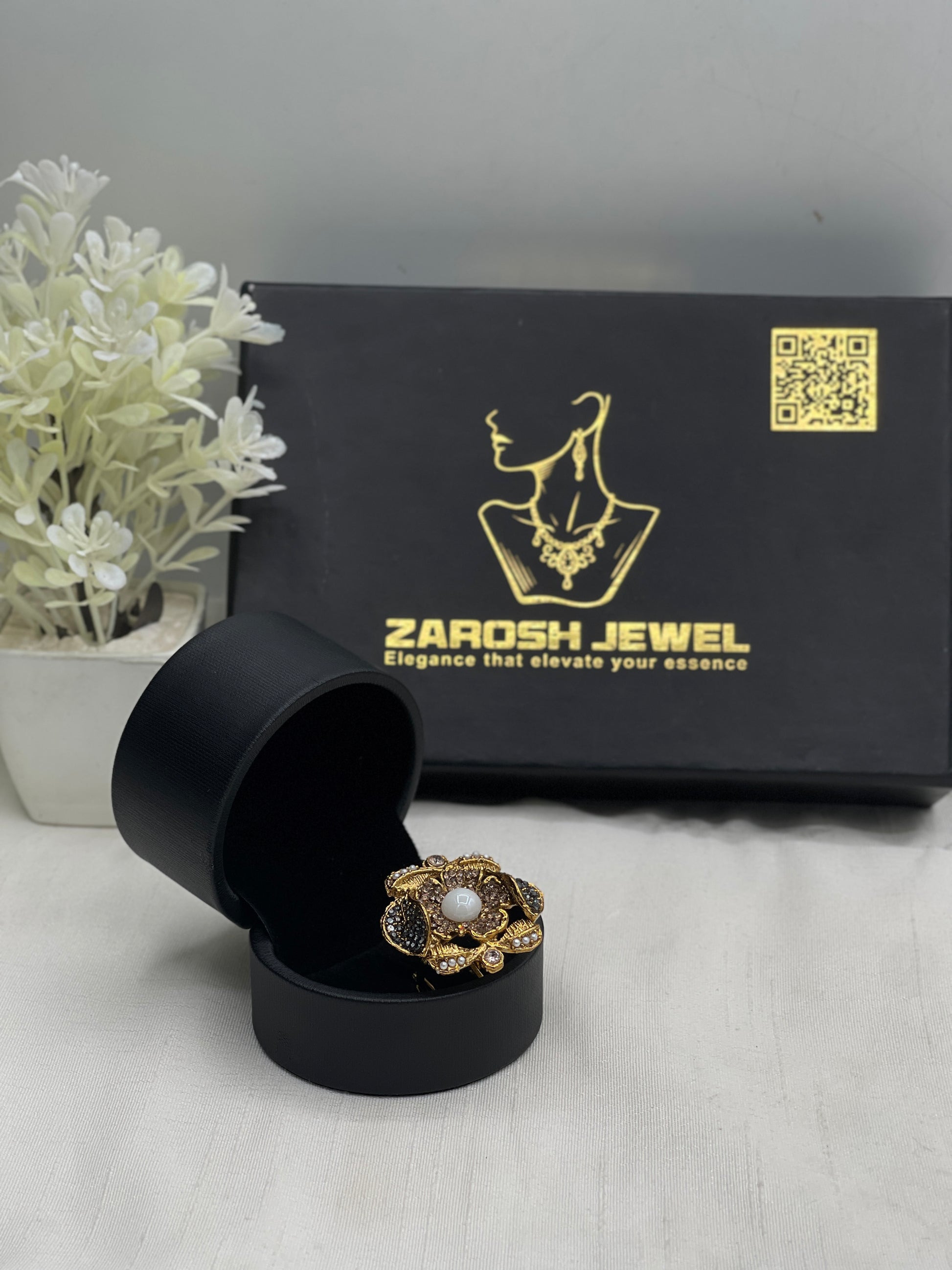 Zuleikha Blossom Ring