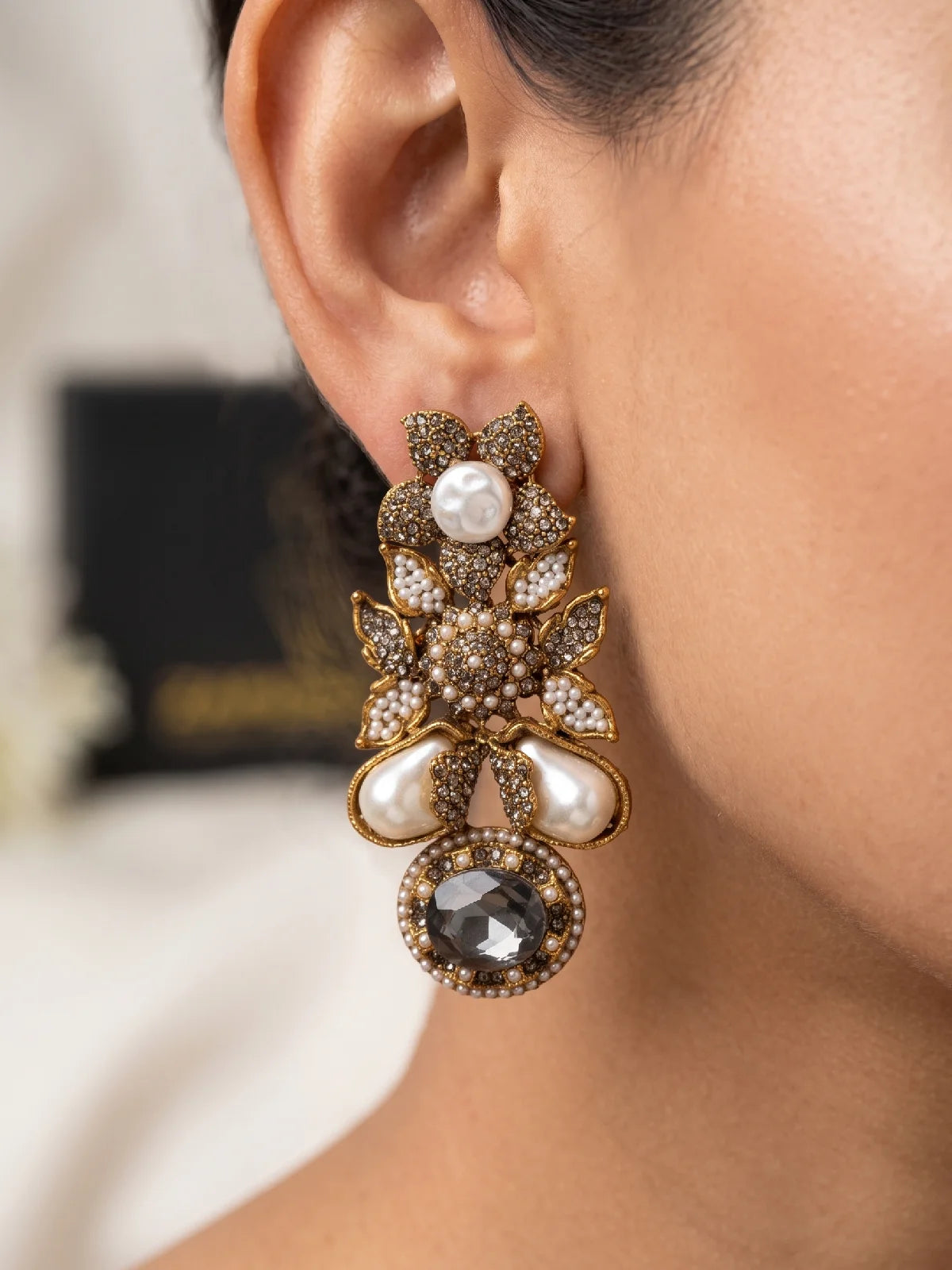 Zunairah Floral Drops