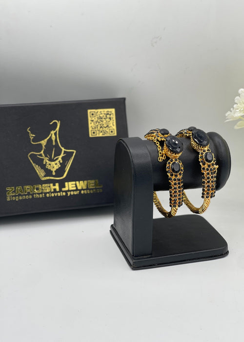 Shop the Zunairah Heritage Kada from Zarosh Jewel