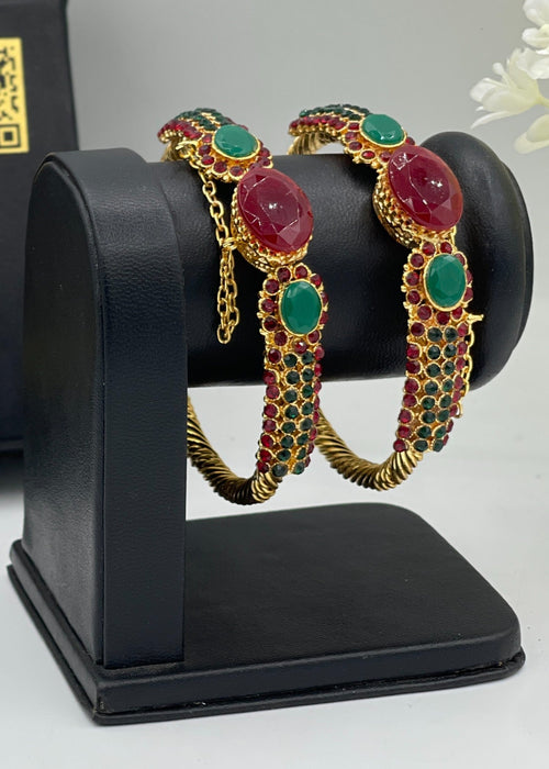 Shop the Zunairah Heritage Kada from Zarosh Jewel